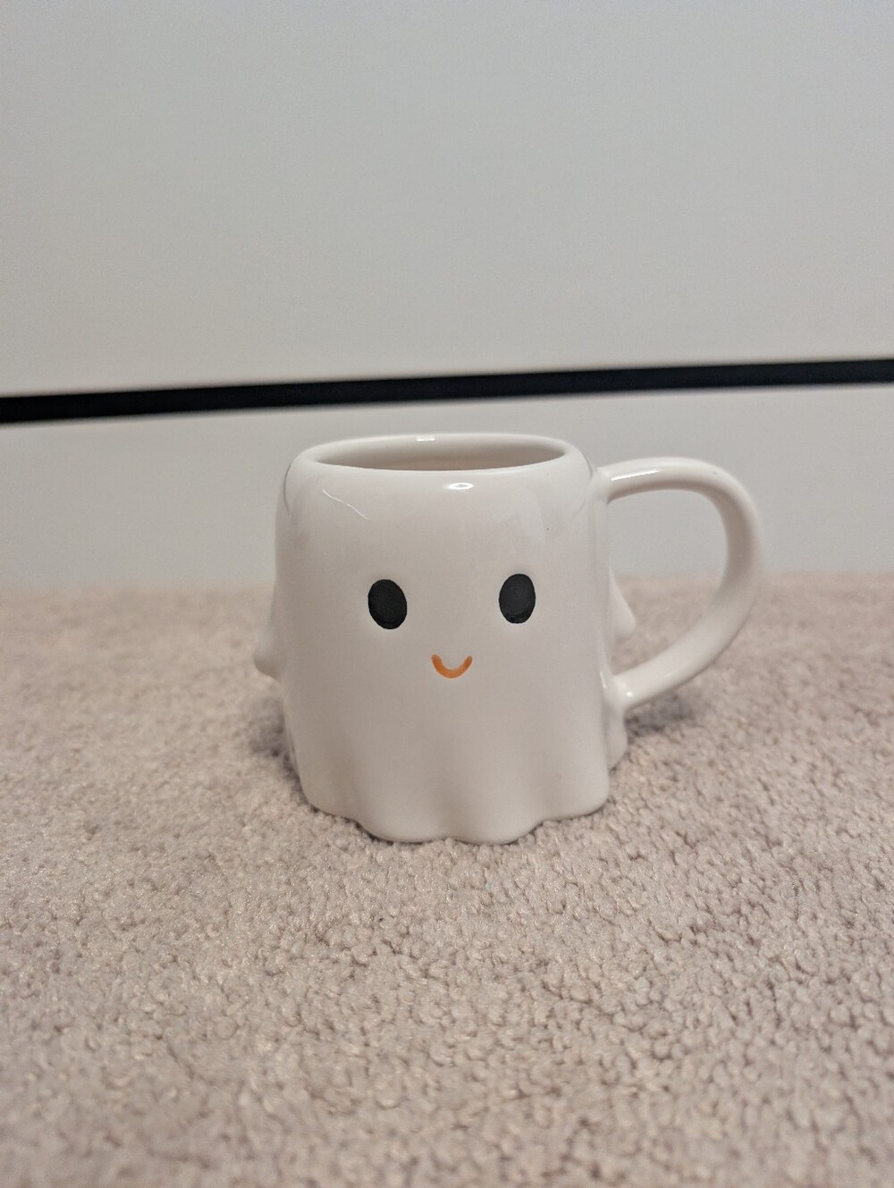 White Ghost Ceramic Mug - Charming Halloween Coffee Cup